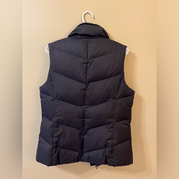 Banana Republic Black Vest, Size M - Picture 5 of 7